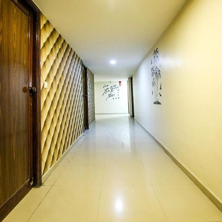 Hotel Seven Ahmadábád Kültér fotó