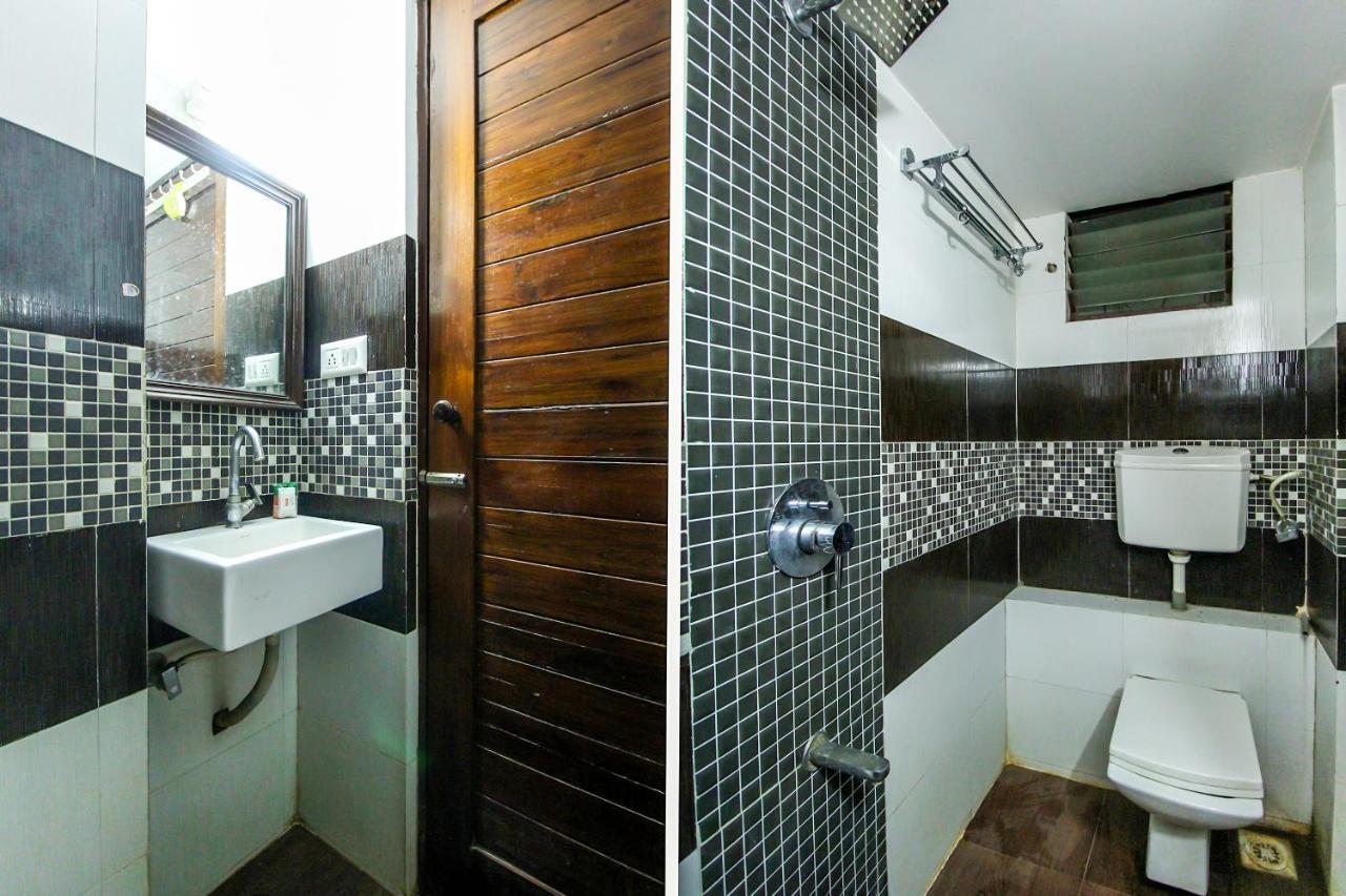 Hotel Seven Ahmadábád Kültér fotó